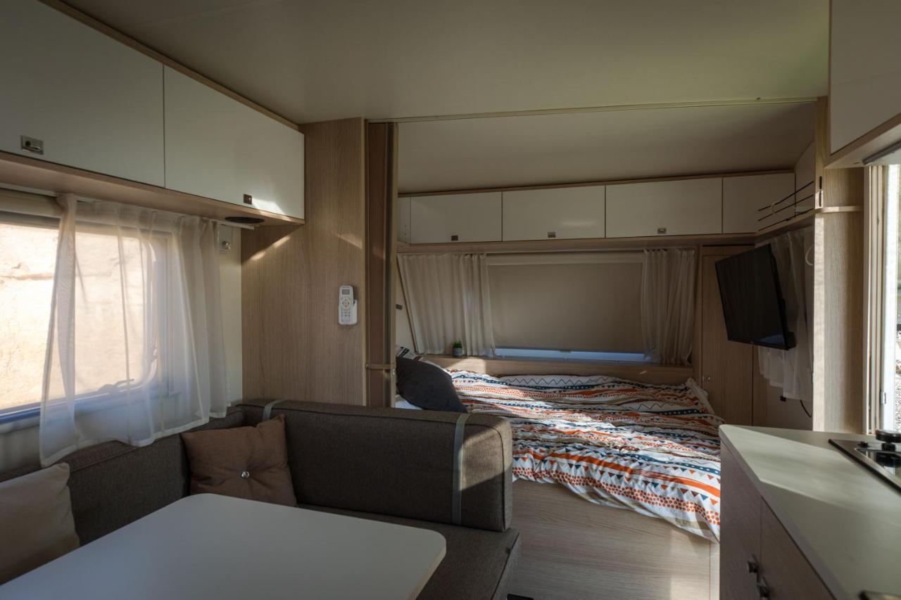 Itav Bateva Caravans - ייטב בטבע קרוואנים Micpe Ramon Zewnętrze zdjęcie