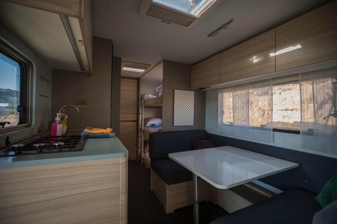 Itav Bateva Caravans - ייטב בטבע קרוואנים Micpe Ramon Zewnętrze zdjęcie